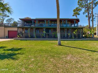 1090 Riverside Dr, Holly Hill, FL 32117