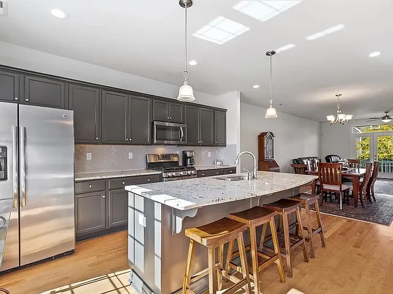 14309 Michaux Springs Dr — Photo 16