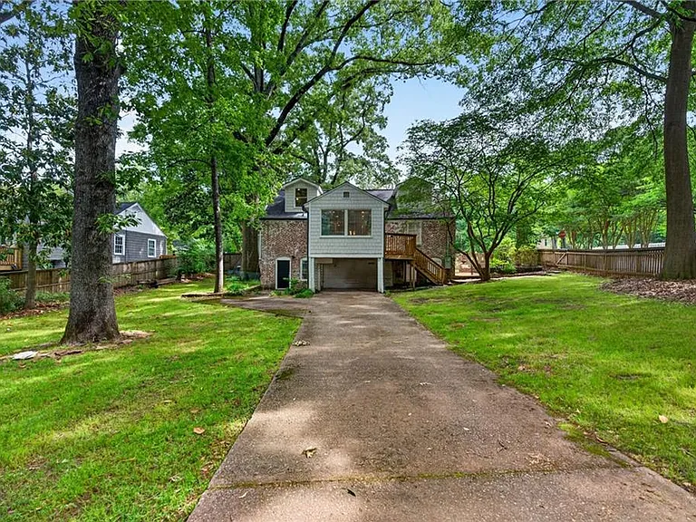 392 Collier Rd NW — Photo 48