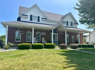 1244 Golf Brook Ln, Saginaw, MI