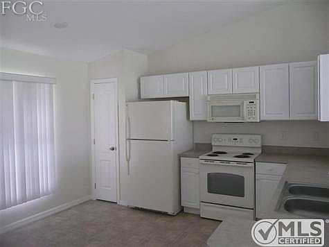 1st image of 1028 Columbus Blvd