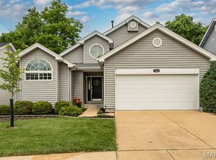 325 Valparaiso Ct, Valley Park, MO 63088