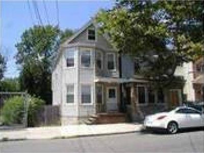 39 Alexander St, Newark, NJ, 07106
