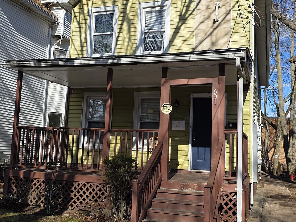 1st image of 691 Elm St #B