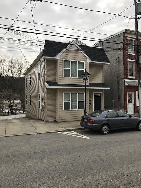 1st image of 221 E Hector St #B