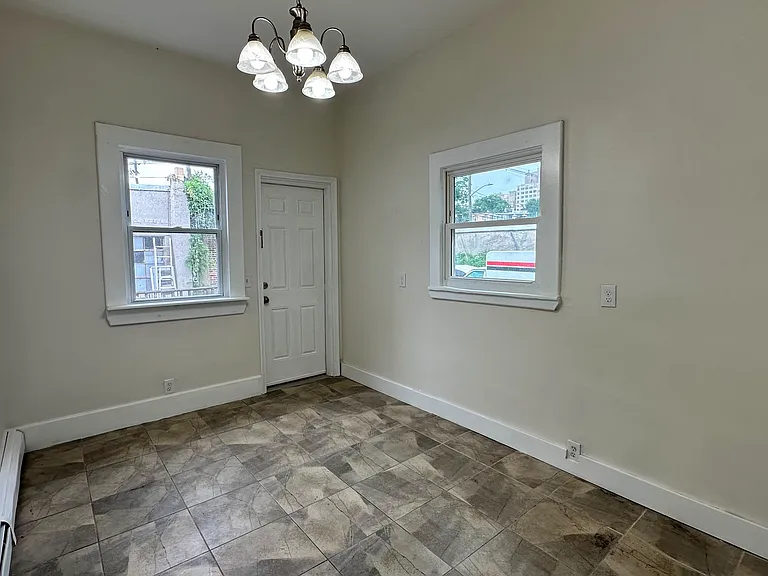 42.5 Jewett Ave #A1 — Photo 6