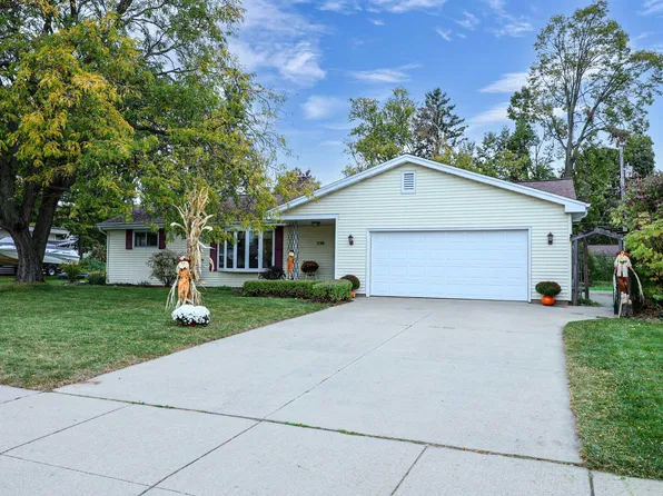 530 W Capitol Dr, Appleton, WI 54911