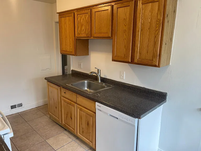 754 N Colorado St — Photo 11