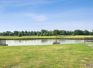 2245 Tiger Crossing Dr, Baton Rouge, LA 70810