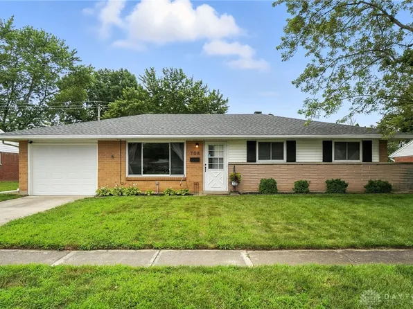 708 Hile Ln, Englewood, OH 45322