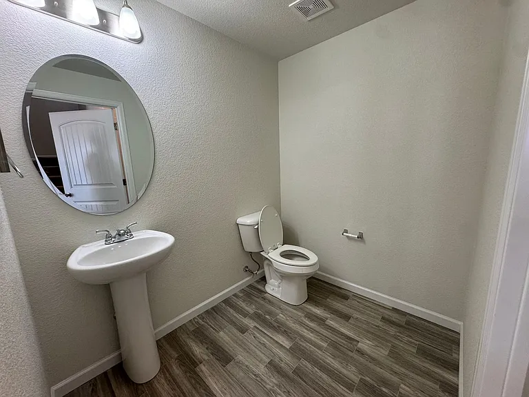 894 Petra Hts — Photo 9