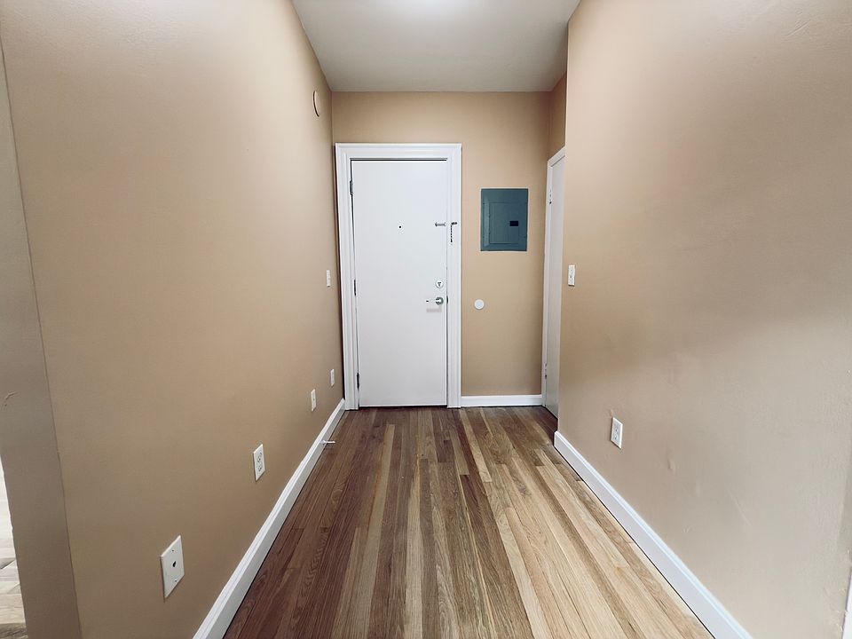 Dining Area and Entrance to Unit