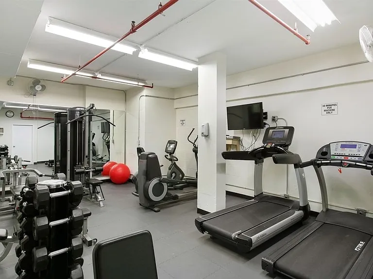 100 W 93rd St #21B — Photo 14