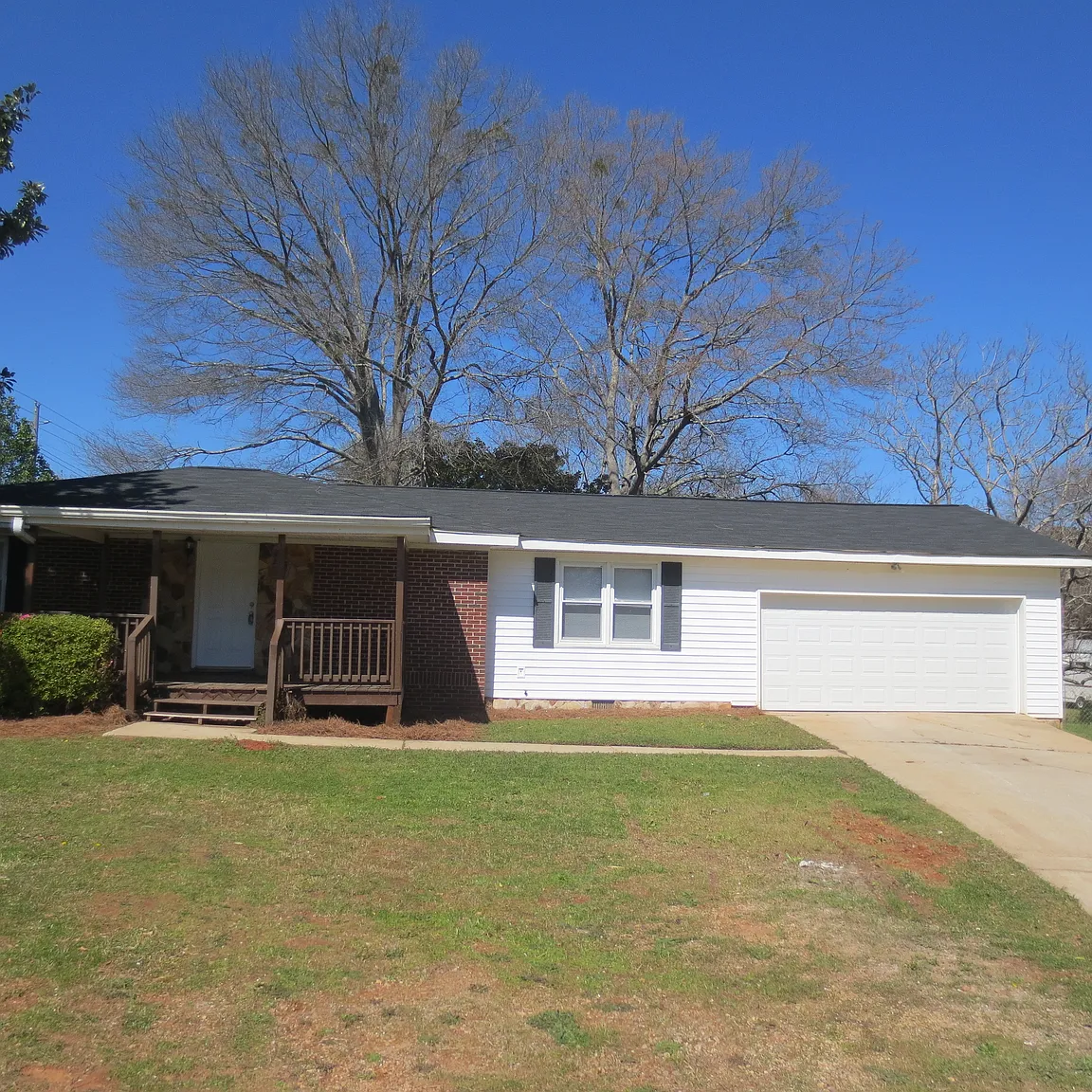 5700 Salem Rd photo 1