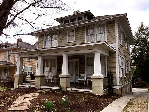 1st image of 218 Tate St #1