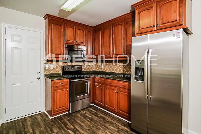 702 Carter Grove Rd — Photo 6
