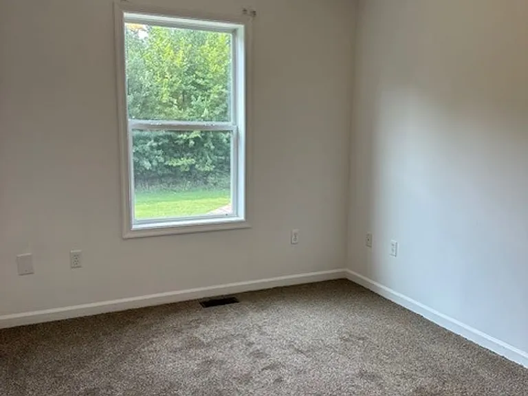 2082 Market Street Ext — Photo 9