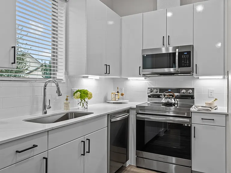 A1-Cosmopolitan-Kitchen A1-Cosmopolitan-Kitchen
