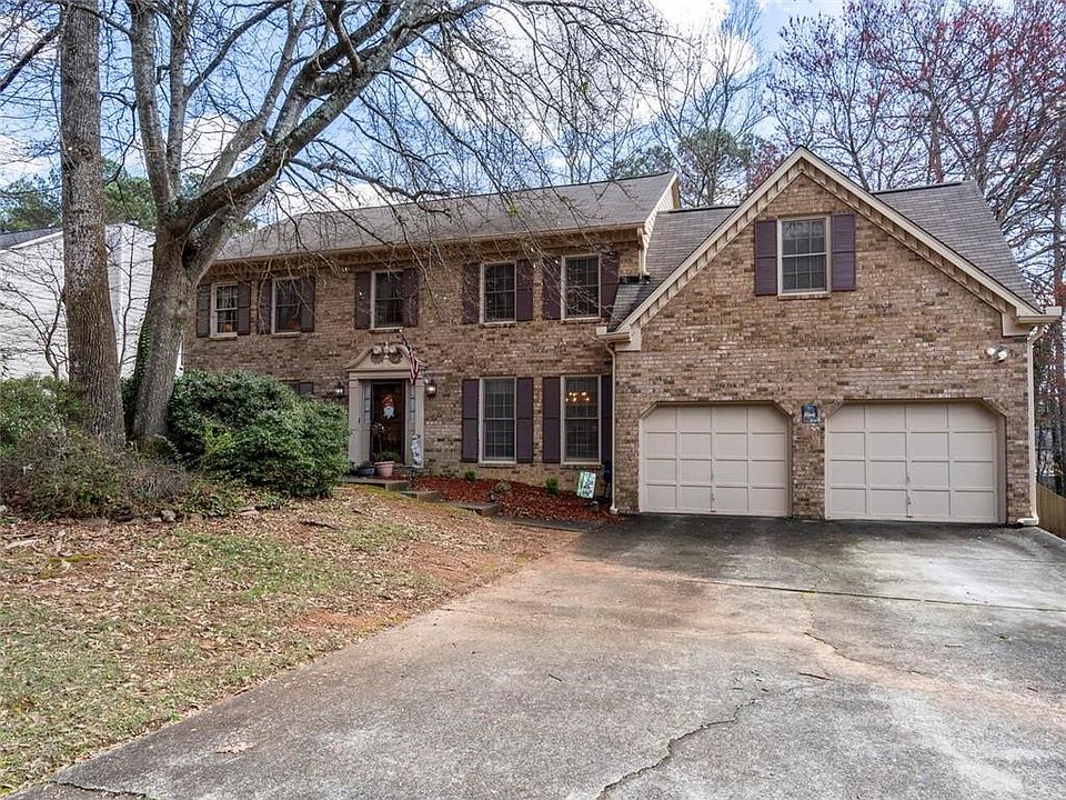 1st image of 768 Woodmont Dr
