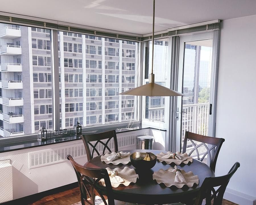 1st image of 4250 N Marine Dr APT 1221