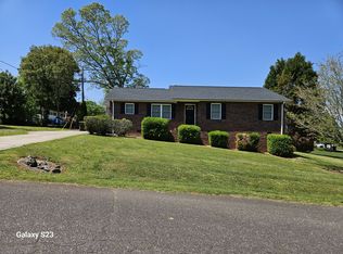 51 Lineberger St, Lowell, NC 28098
