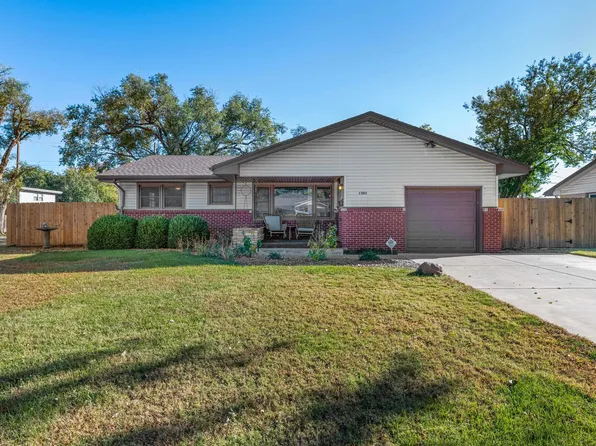 1303 W 29th St S, Wichita, KS 67217