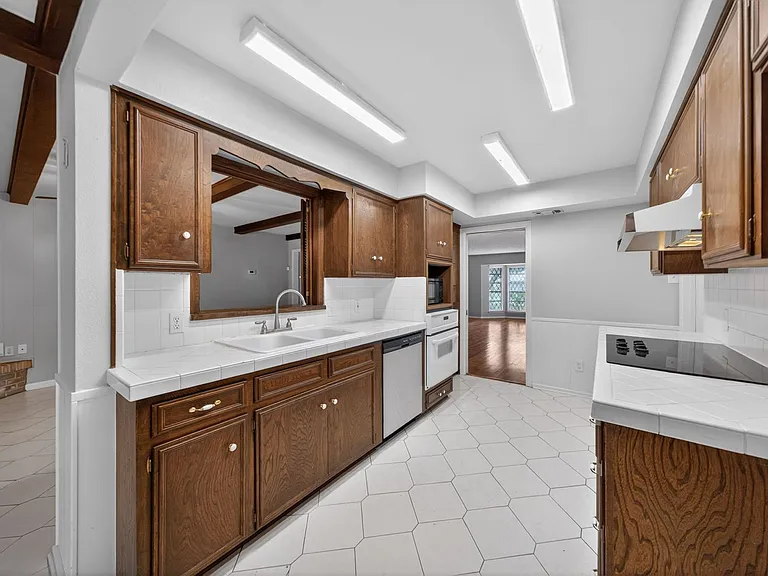 3743 Newrock Dr — Photo 12
