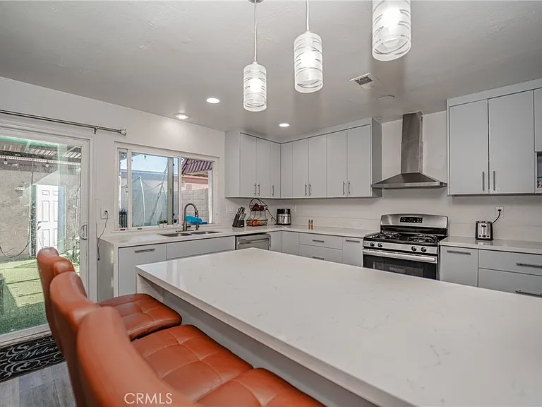 11321 Hart Way — Photo 14