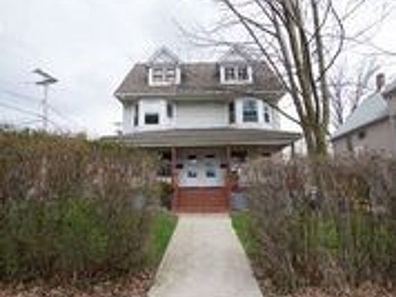 2nd image of 1366 W 111th St #8496267