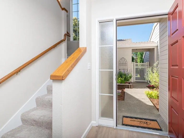 7706 Creekside Dr — Photo 5