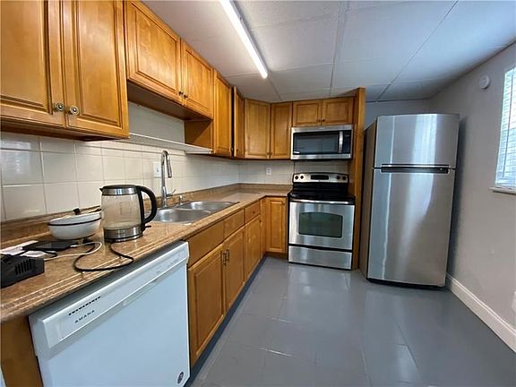 4th image of 6634 SW 41st St