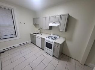 111-113 Saint Paul St UNIT 1R, Brookline, MA 02446