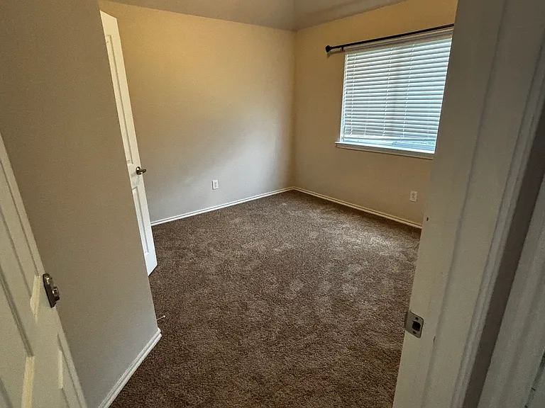 5008 Nash Ln — Photo 17