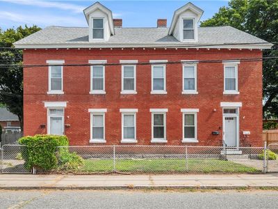 37-39 Main St, Cumberland, RI, 02864