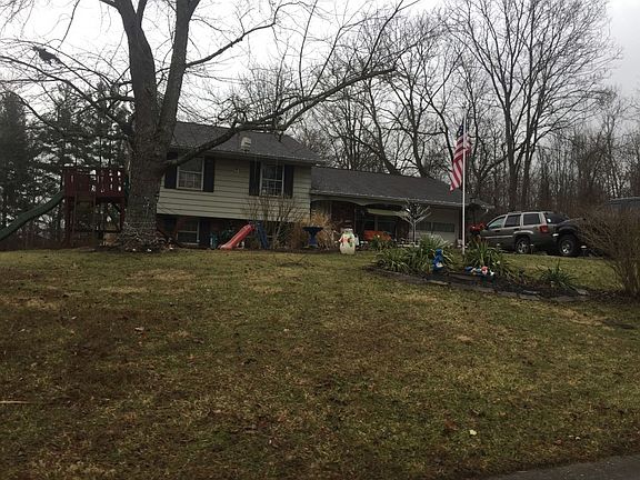 2nd image of 6680 Lynne Haven Ct