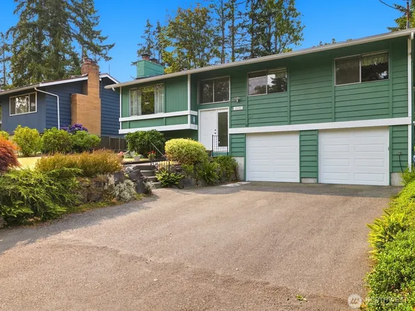 1839 N 185th Street, Shoreline, WA 98133