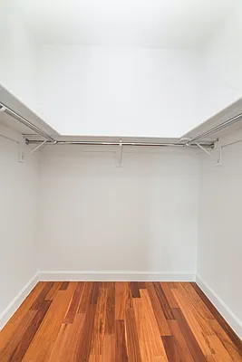 Rented by Lisa Management | media 18