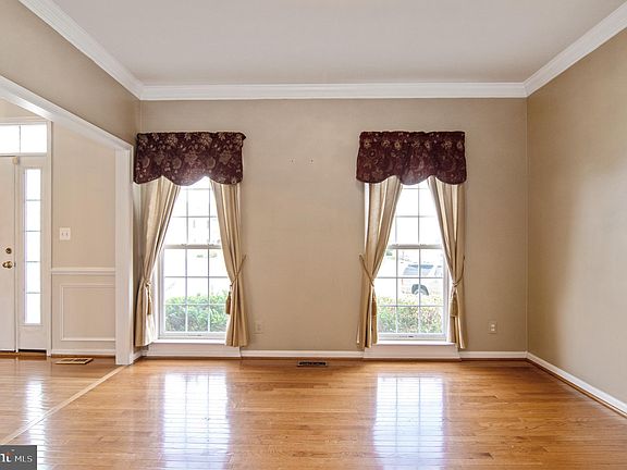 3rd image of 2613 Melissa Ct