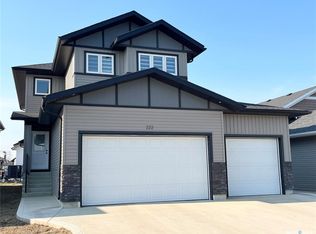 222 Nightingale Rd, Saskatoon, SK S7L6Y1