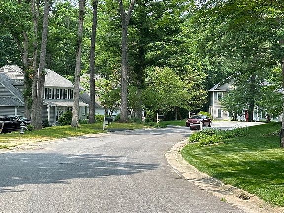 4th image of 13900 Cobble Glen Ct