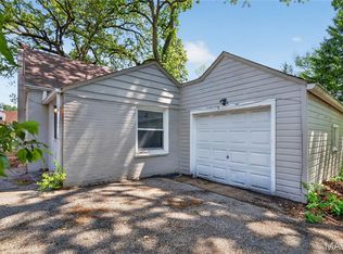 6906 Florian Ave, Saint Louis, MO 63121