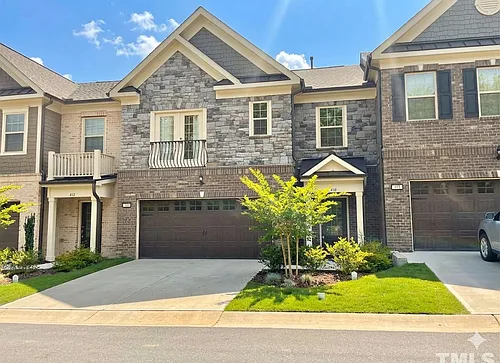 410 Daylin Dr Photo 1