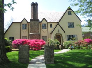 975 Peace St, Pelham, NY 10803