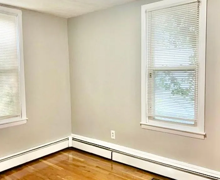 35 Gloucester Street — Photo 12