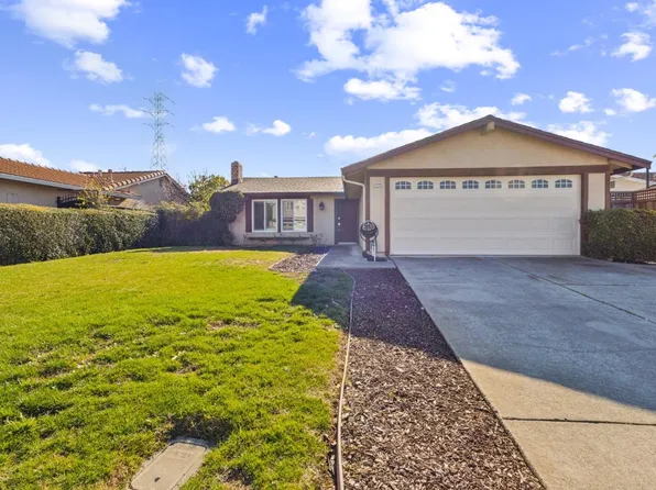 2056 Villagetree Dr, San Jose, CA 95131