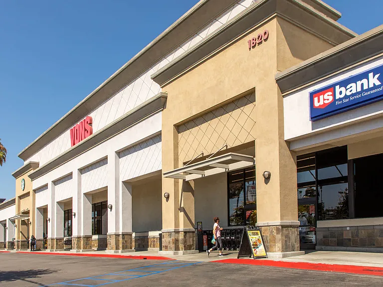 Shops and retail surrounding the nearby Traffic Circle Area.