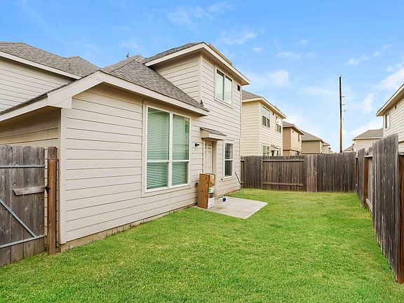 5th image of 18538 Paddys Creek Trl