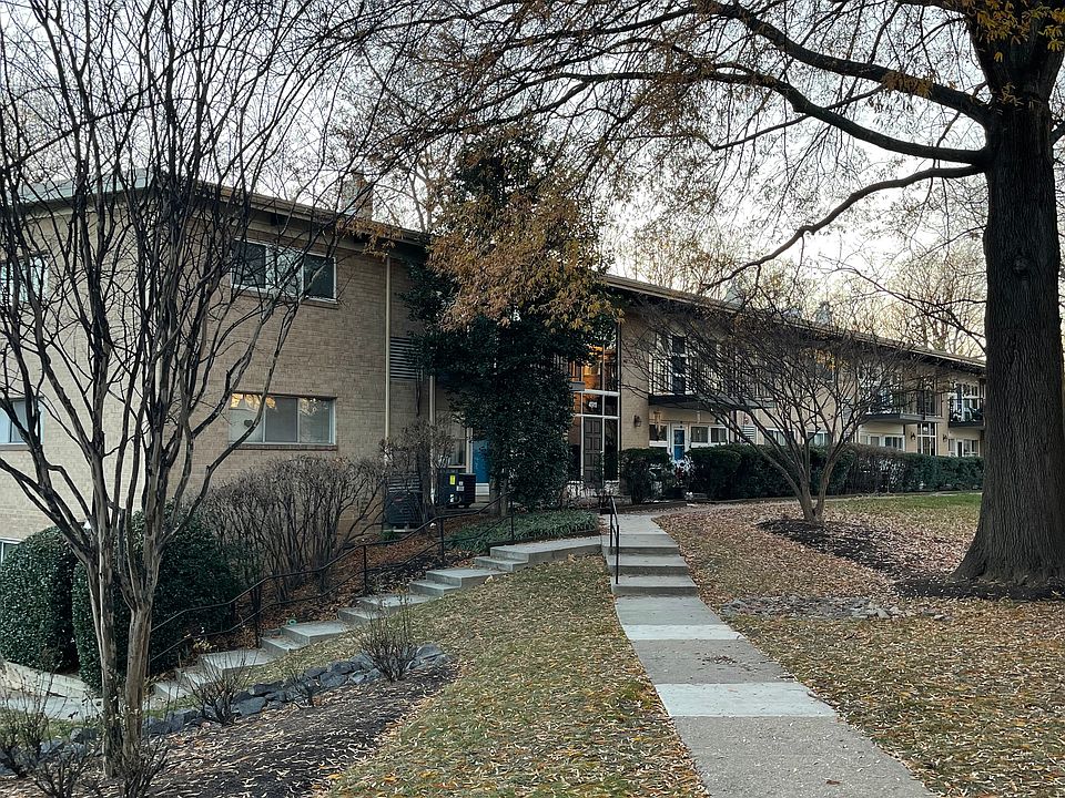 1st image of 4911 Americana Dr APT 203