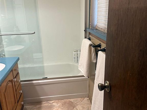 3rd image of 1260 Minton Dr