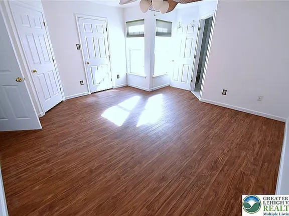 136 Knollwood Dr — Photo 9